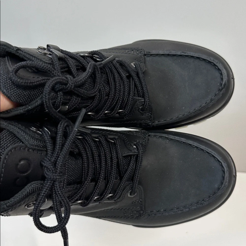 NWOT Ecco Men’s Track‎ 25 High GoreTex Waterproof Black Boots Size 5-5.5
